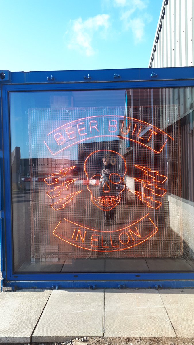 MorayTours's tweet photo. #MondayMorning First time visiting @BrewDogDogTap in #Ellon well impressed by the size of the place. Food & service was good, next time we will be back for the tour #DogWalk #dogfriendly #beerlover #beerforpunks #CraftBeer #VisitAbdn #Ellon #Foodie @BrewDog @visitabdn #YCW2020 https://t.co/cSJDjqHInk