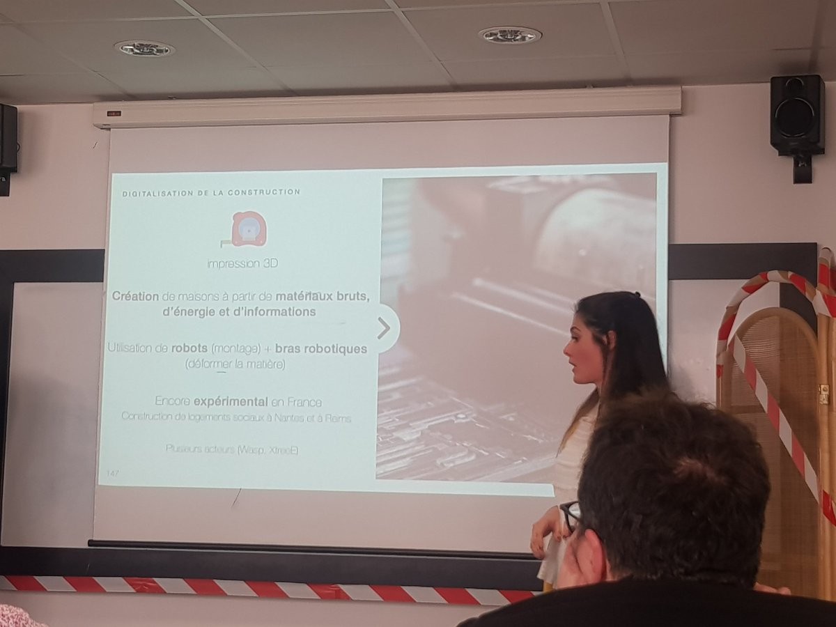 👉 <a href="/LisaCharbonnea2/">Lisa Charbonneau</a>  nous apprend que l'arme de #construction massive c'est l'imprimante 3D. 

<a href="/bat_bim/">Bim bat’ boum</a>