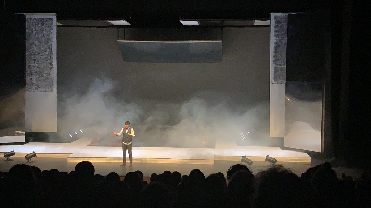 Porque sí, la ópera también es para los niños. Os dejamos algunos vídeos de la función familiar.
...
EUSKERA
Bai, opera haurrentzat ere bada. Hona hemen familiako funtzioaren bideo batzuk.
#óperaparaniños #óperainfantil #óperaenfamilia #ocioenfamiliaDonostia #culturaDonostia