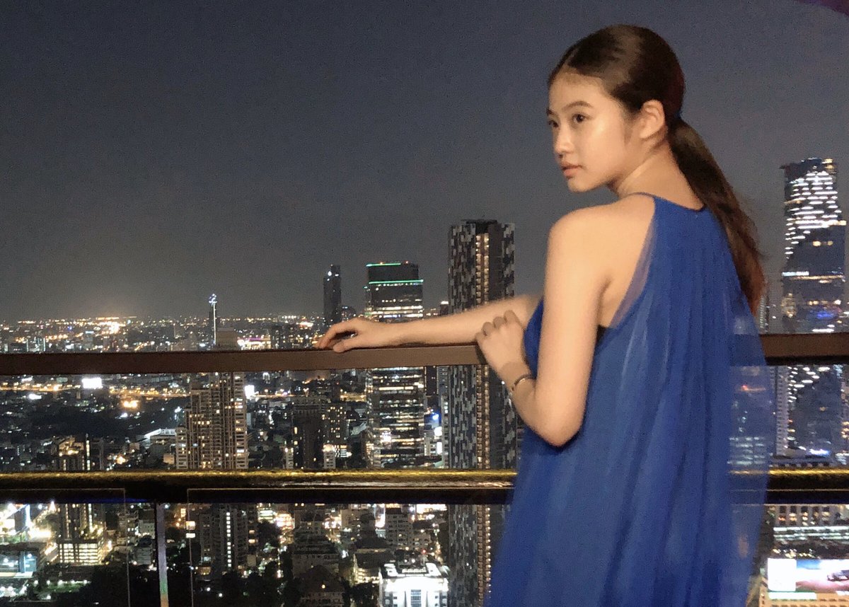 mio2nd0121's tweet photo. 発売1カ月記念！大ヒット御礼オフショット10連投✨✨

『今田美桜写真集 ラストショット』の発売1カ月と好セールスを記念してオフショットを公開します🎉🎉

■アマゾンhttps://t.co/Kj6b9RDTy6 
■セブンhttps://t.co/nvXFGiBB0l 
■楽天https://t.co/DGdyO9WwQ6 

#今田美桜 #9枚目 https://t.co/oWs5eoYnAZ