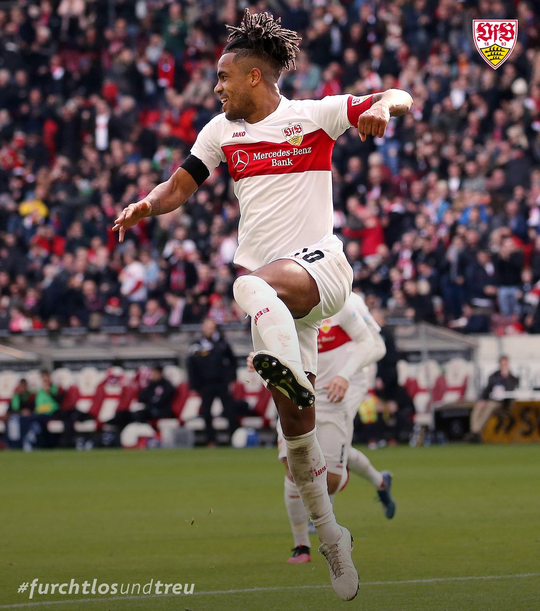 VfB's tweet photo. Daniel #Didavi und Gregor #Kobel stehen in der @kicker-Elf des Spieltags 💪👏

Didas Ligabilanz in diesem Jahr: 4⃣ Einsätze, 3⃣ Tore

Gregors Ligabilanz in diesem Jahr: 5⃣ Einsätze, 4⃣mal zu Null

#VfB #VfBSSV https://t.co/whAIcpVfHx
