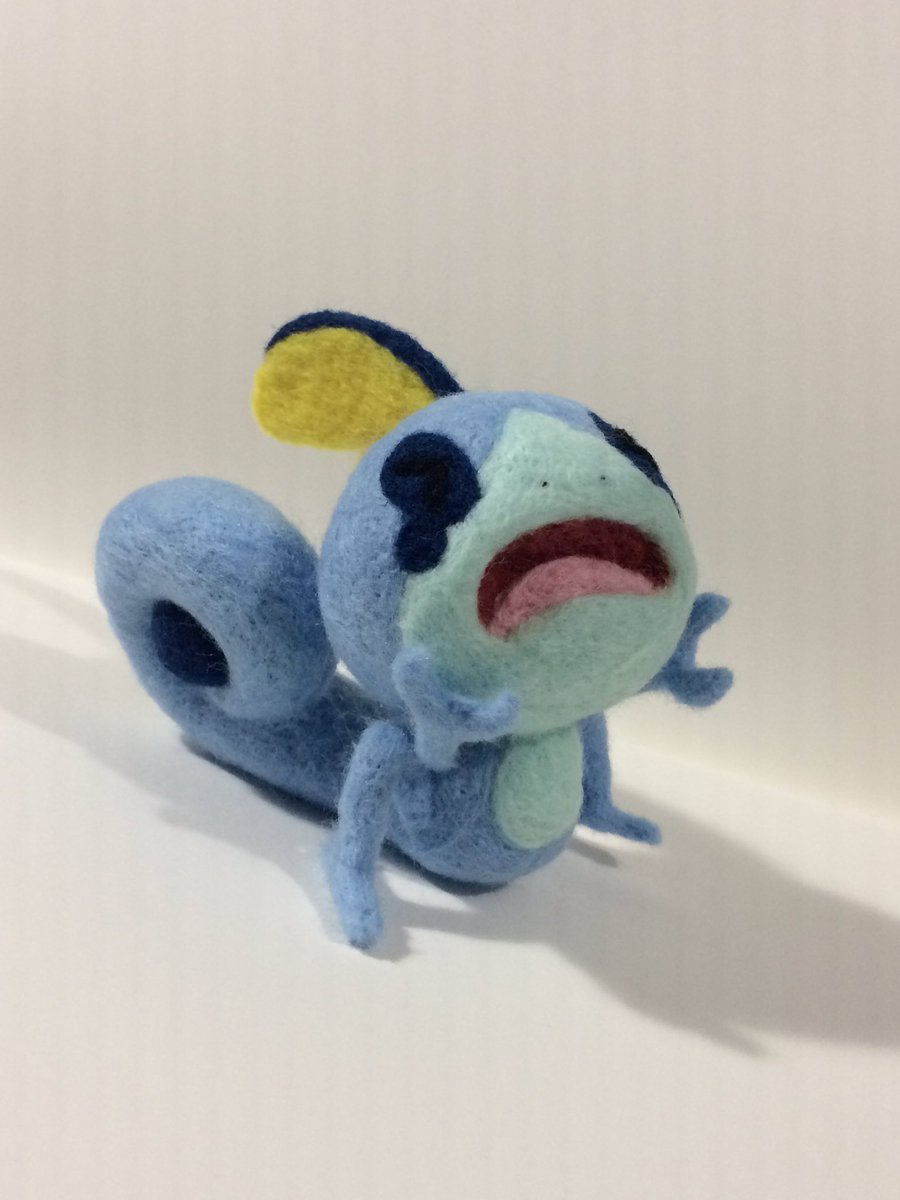 Sp ルーン W えすぴーるーん على تويتر 羊毛フェルトでめそめそメッソンちゃん作りました 今回も手のひらサイズです 羊毛フェルト ポケモン刺せるかな ポケモン剣盾