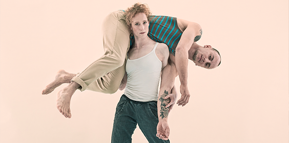 lancasterarts's tweet photo. We've such an exciting range of events this week

Tues: @TalentHubDance unleash their inner rockstars

Thurs: we've a soothing @Michael_Poll_ concert

Fri &amp; Sat: prepare to gasp with the Award Winning #Circus show Knot by @nikkiandjd 

#Lancaster #Shows #ClassicalMusic #Dance https://t.co/tjrJde1Cls