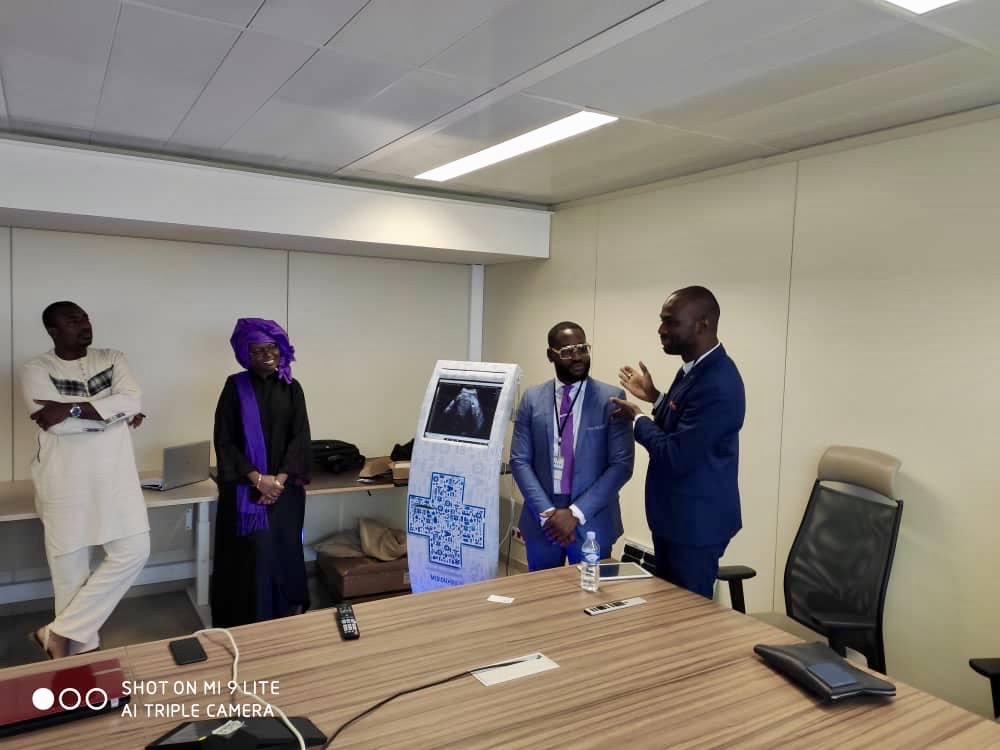 RoboticsDiakite's tweet image. Diakite Robotics est très heureux d&apos;avoir eu l&apos;occasion de présenter son projet de main bionique devant les représentants de la BAD à Abidjan ! 

#DiakiteRobotics #BAD #Abidjan #Mécatronique #Mechatronics #Robotique #Robotics #MainBionique # Bamako #Mali