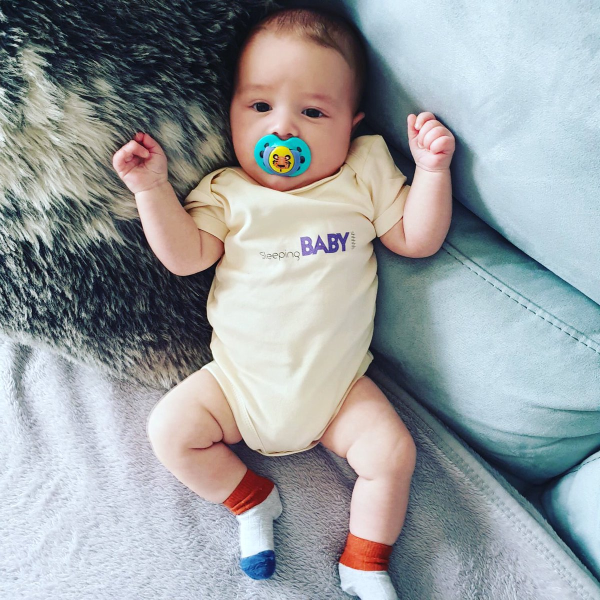 Dan Knowlton (@dknowlton1) on Twitter photo Thanks for the babygrow <a href="/GIANT_campus/">Giant Campus</a> <a href="/SleepingGiantM/">Sleeping Giant Media π₯</a> <a href="/danny_windsor/">Danny Windsor</a> - Brody loves it. ππΆπ» Thanks for the babygrow <a href="/GIANT_campus/">Giant Campus</a> <a href="/SleepingGiantM/">Sleeping Giant Media π₯</a> <a href="/danny_windsor/">Danny Windsor</a> - Brody loves it. ππΆπ»