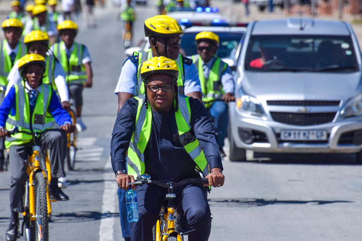 JPSAorg's tweet image. The purpose of a cycling helmet is to prevent head injuries. The purpose of its strap is to secure it to your head. Can you count how many of the four easily visible straps are fastened? #RoadSafetyForBeginners #LeadByExample #TeachByExample