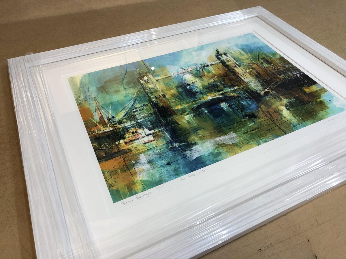 framesetmatch's tweet image. Hello Monday! Let's start it with some colour!