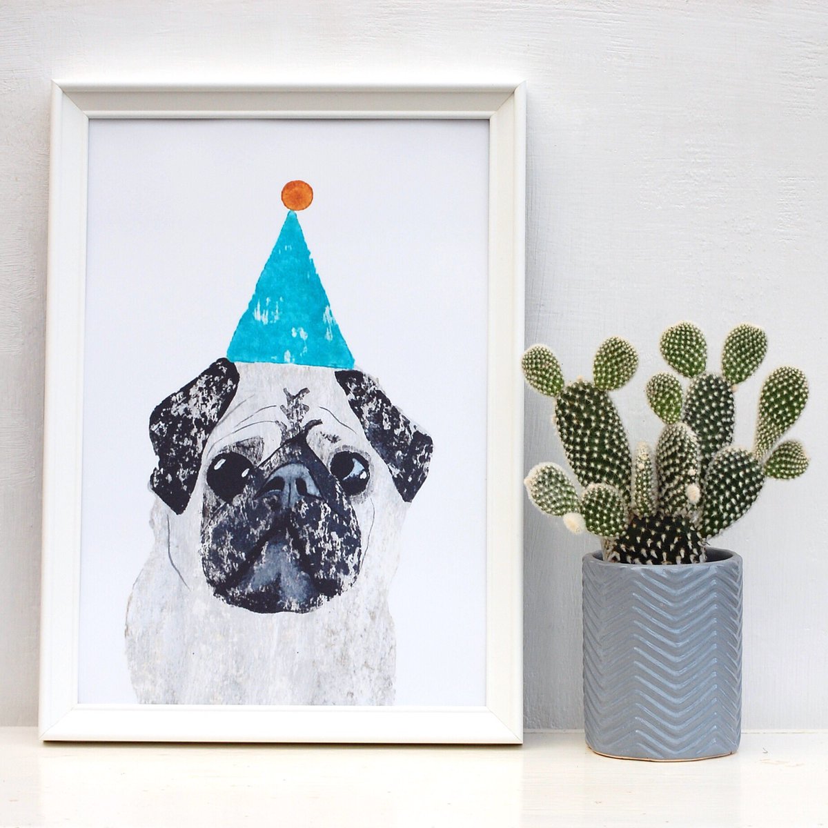 IzziRainey's tweet photo. FENTON THE PUG 🌵// Inspired by our friend @ambermaydeshop pug Fenton. Take a look at their page it is so CUTE! #pugprint #pugs #dogprint #dogs #dogdesign #fentonthepug #printeddesign #print #smallbusiness #womeninbusiness https://t.co/KmtD1QZvjg
