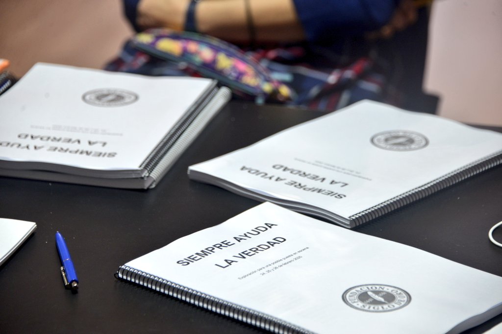 FuSO's tweet image. 1/2
Buenas noticias!!!
El día de hoy empezamos la primera parte de la exploración sobre el texto "Siempre ayuda la verdad". En el cual realizamos un estudio y análisis para una posible puesta en escena de ésta famosa comedia recientemente adjudicada al maestro Lope de Vega.