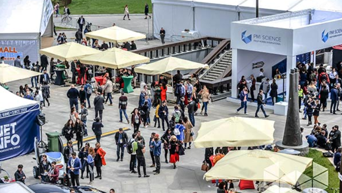 VLCTechCity's tweet photo. 💥#WEBIT2020💥
👥 The only place in Europe where you can meet all the relevant market players together with +15000 visitors!

🌐 Get to know all the expo in the following link:
https://t.co/estlLxIAQ2 https://t.co/jJp4pmwnV2