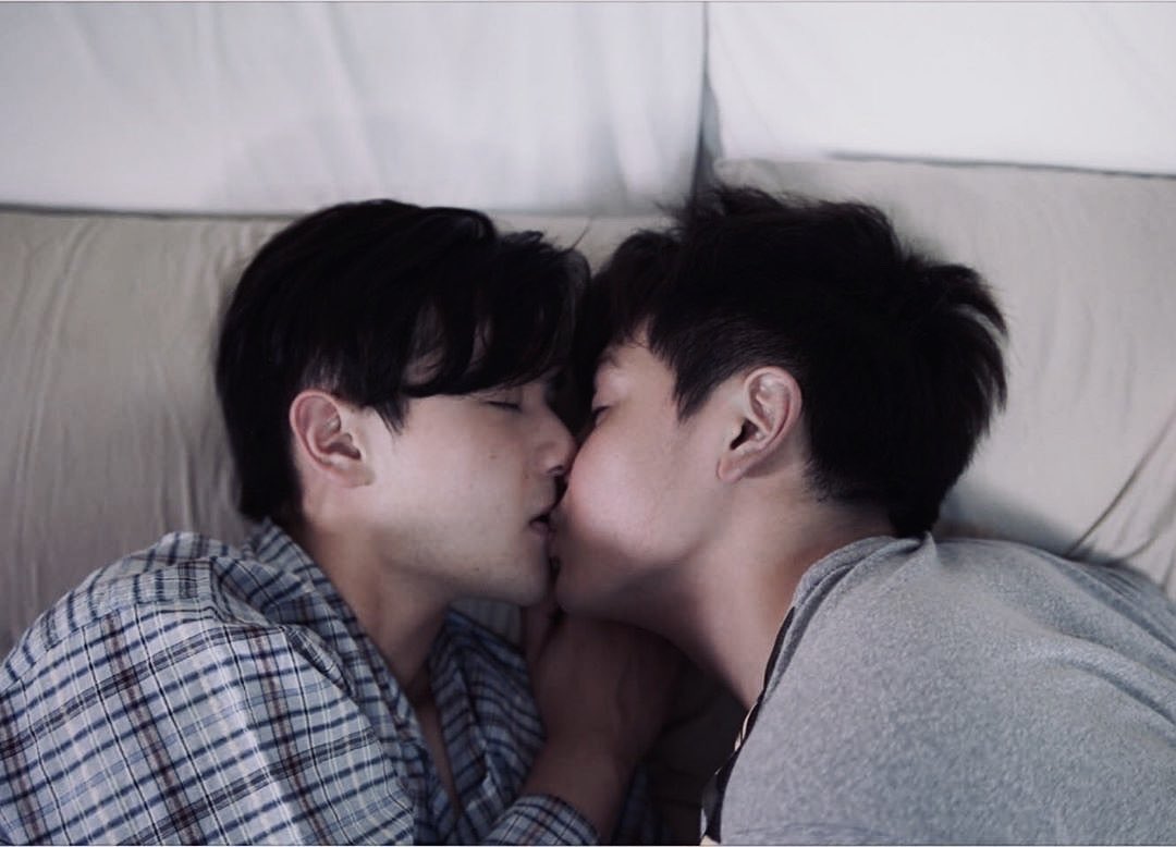 joongnineonly's tweet photo. First kiss 💋& Kick anniversary 😙
#J9 #MingKit #2Moons2ep6 💙 https://t.co/k5Fs2WGpgv