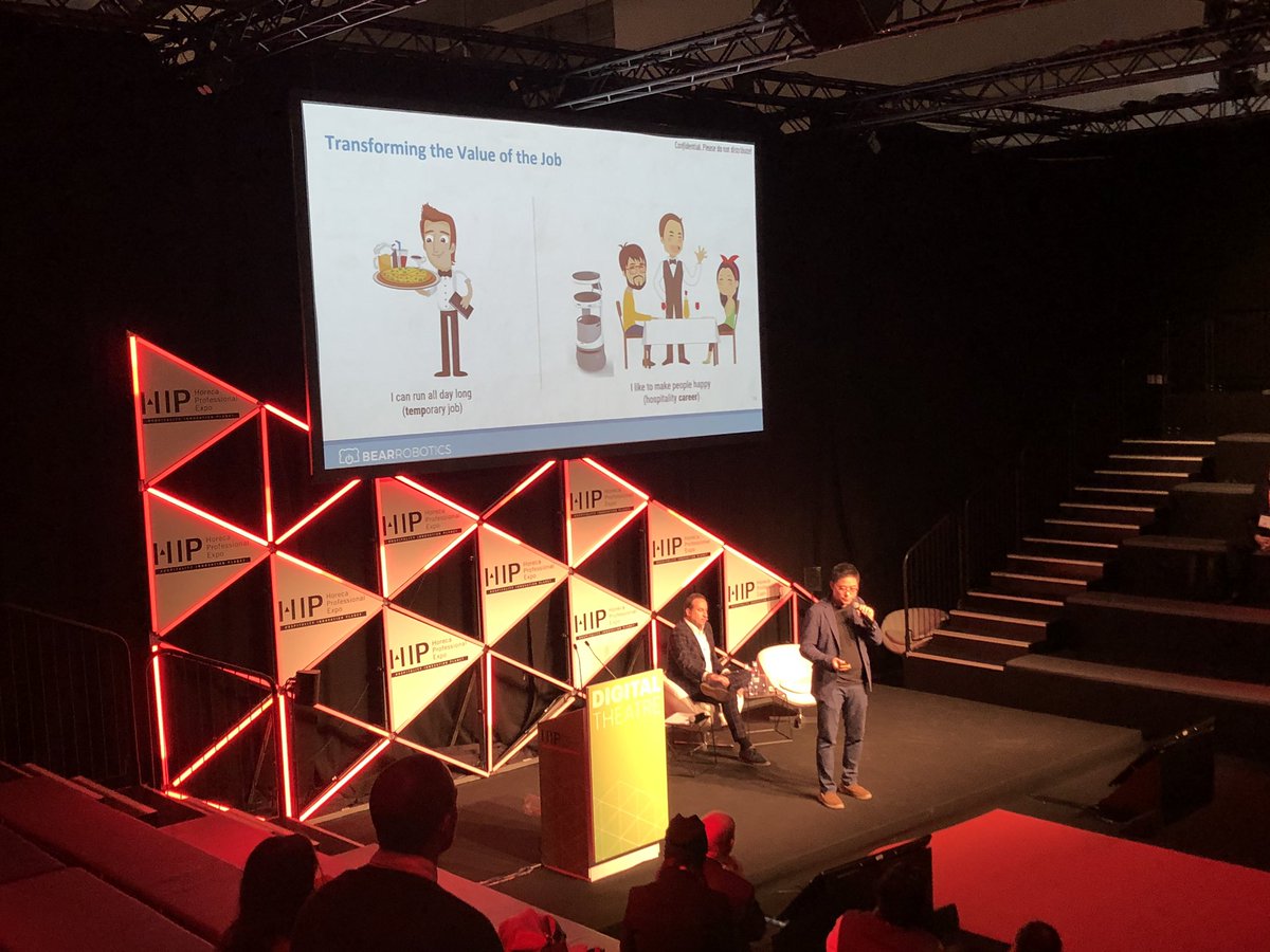 John Ha, CEO de <a href="/bearrobotics/">Bear Robotics</a> habla del futuro de la restauración. “Transforming the value of the job”, Inspirador este slide y aplicable a muchos otros sectores. #HIP2020