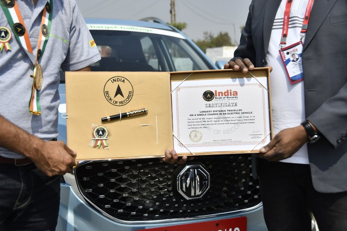 MGMotorIn's tweet photo. And it's done! The #OneChargeChallenge has been completed and we're ecstatic to announce that we have created a record of covering the longest distance in one single charge - 563km! @autocarindiamag https://t.co/3BQDGXGmz7