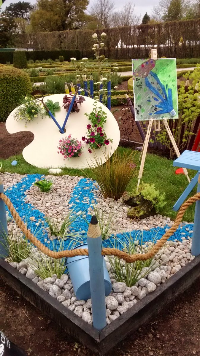 In this weeks #inishowenindependent Postcard Garden applicants wanted for Bloom Dublin 2020 inishindiegardenmatters.blogspot.com/2020/02/postca…
