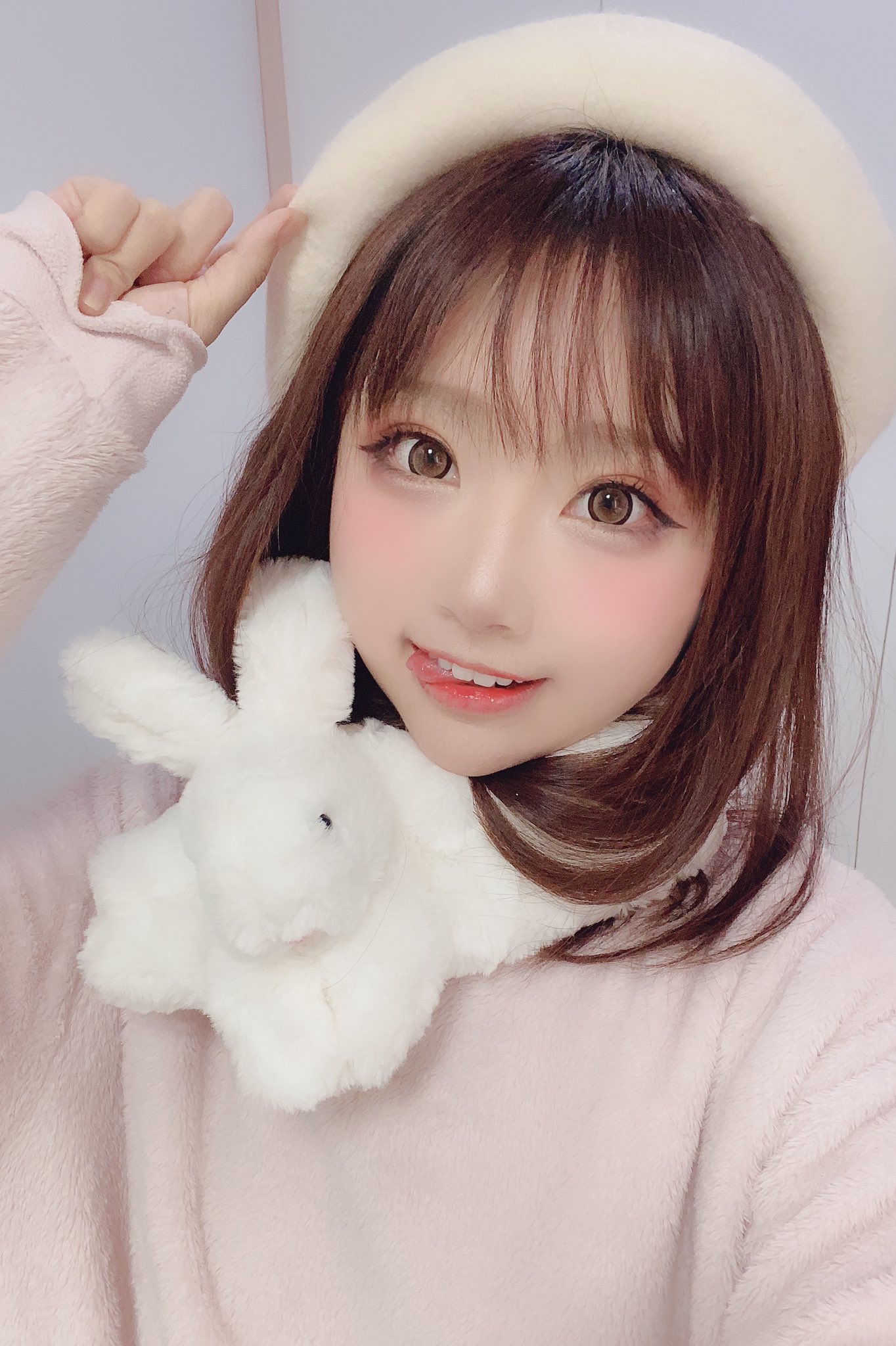 小柔seeu このマフラーは可愛いですか ๑ᵔ ᵔ๑ T Co Jfkfs0khkb Twitter