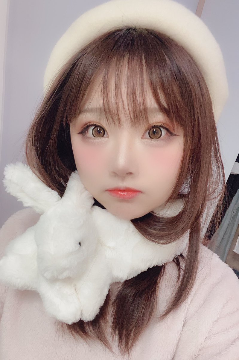 小柔seeu このマフラーは可愛いですか ๑ᵔ ᵔ๑ 小柔seeu このマフラーは可愛いですか ๑ᵔ ᵔ๑