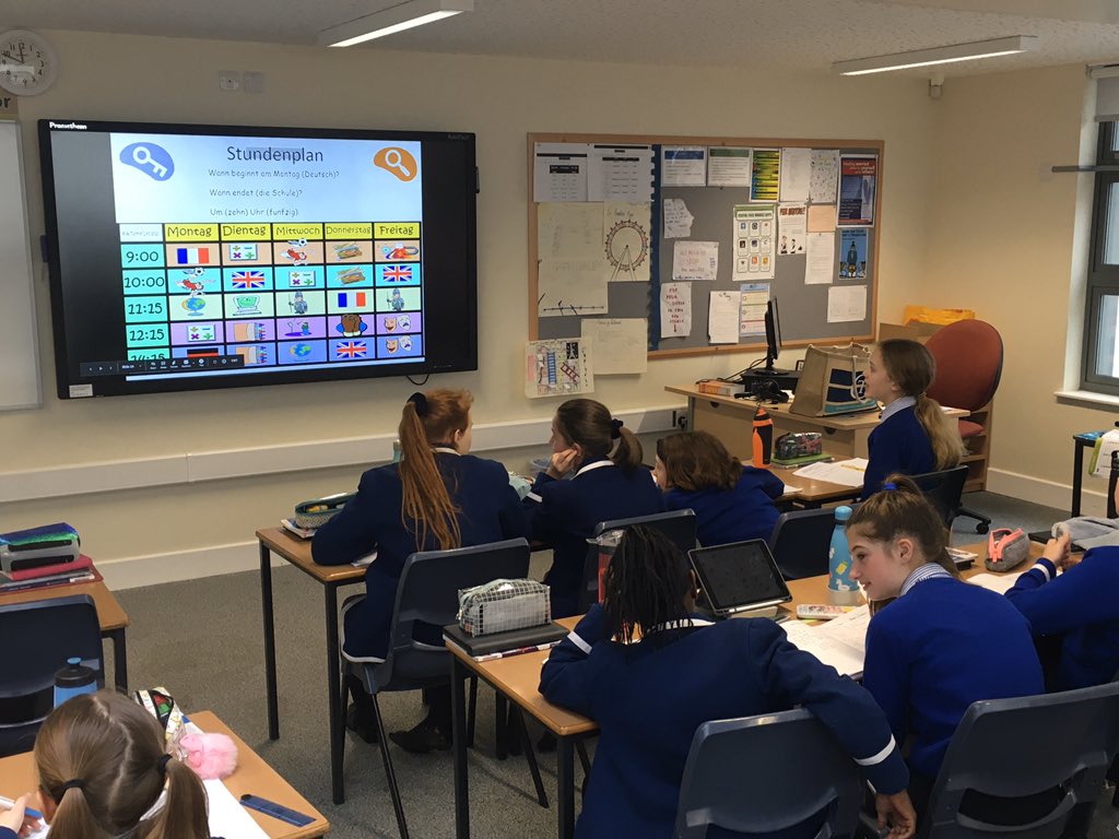 Tormead_Germ's tweet photo. Y7 German busy developing their speed and accuracy of their speaking , as well as their precision, when describing their school timetables. @HPLedu #HPLedu https://t.co/AA5Ol97T4C