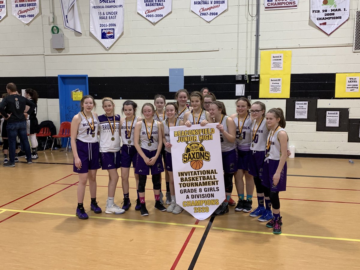 ⁦@BrooksideInt⁩ Great Job by our Gr. 8 Girls Basketball team on taking the Gold in The BJH Invitational over the weekend!!🏀🏀#bulldogsbasketball