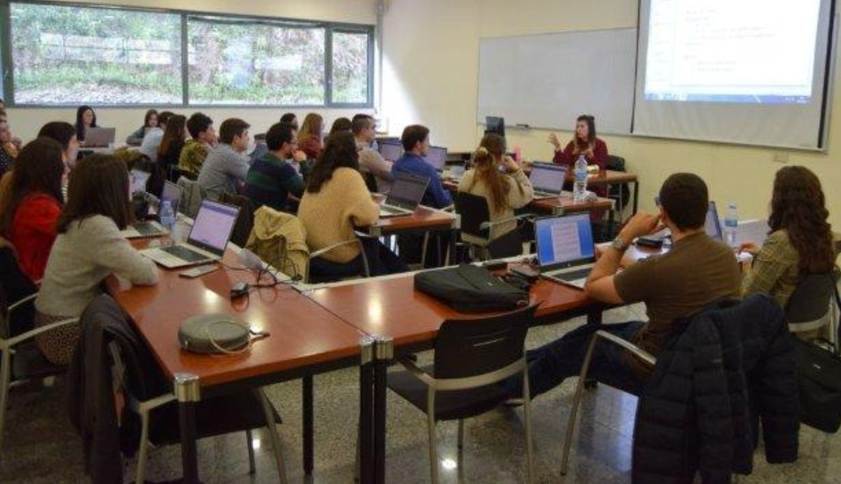 Esc_Judicial's tweet photo. La #70Promoción, inmersa en el programa de #especialización en la #Jurisdicción #Social. Teoría, práctica y simulación con titulares en la materia. https://t.co/to9rttJwkW