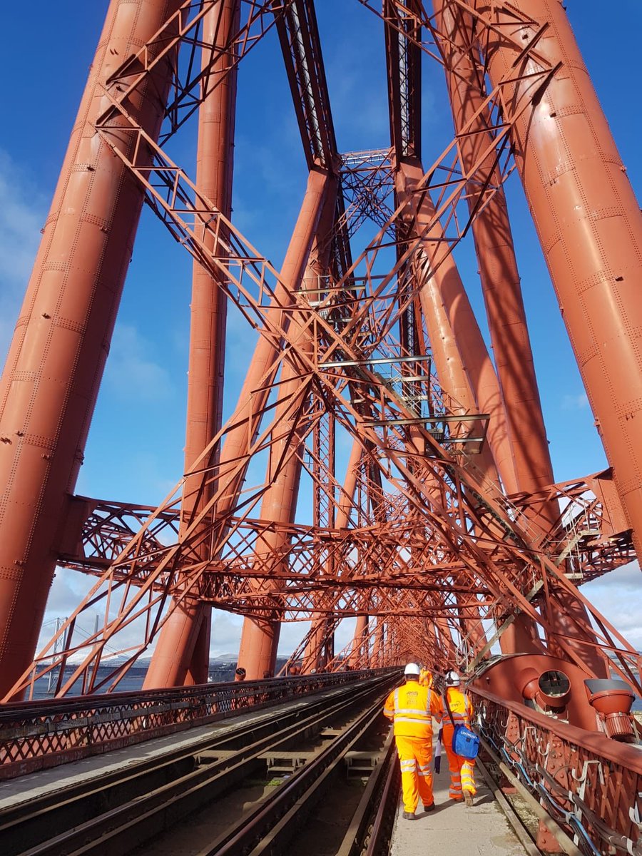 RSS_Infra's tweet photo. 🗨 Members of @Ameyplc CEFA, @Vital_HRL and our Track Warning Systems department undertook a #SATWS Site Survey at the infamous #ForthBridge on Sunday. We will be supporting the ongoing £7.5 million renovation works for @balfourbeatty and @networkrail https://t.co/hnmvwB4jUi