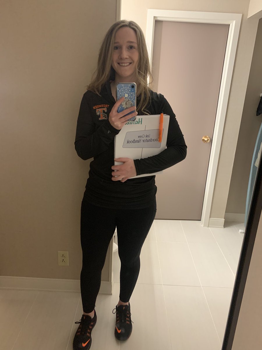 ELA_is_lit's tweet photo. I finally get to fulfill my dream of dressing like a PE teacher for work! #LinkCrewTraining https://t.co/vxVt3nCFMB