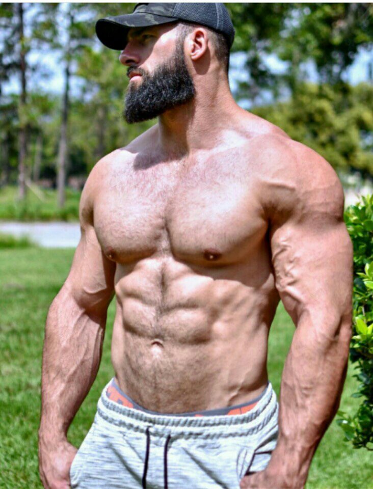 Bigger_Better tweet media