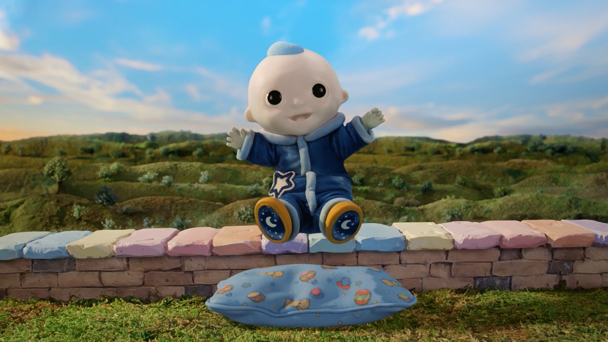 Moon and Me tweet media