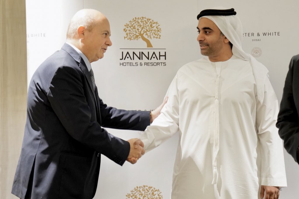 carterandwhite's tweet photo. We are proud to announce our partnership with Jannah Hotels &amp; Resorts. Supplying 600 rooms and 57 villas in UAE with our bespoke bed and bath linens, offering every guest the ultimate 5-star luxury retreat.

#CarterAndWhite  #hotel #luxury #dubai #uae #jannahhotelsresorts https://t.co/oIpS1XvXA7