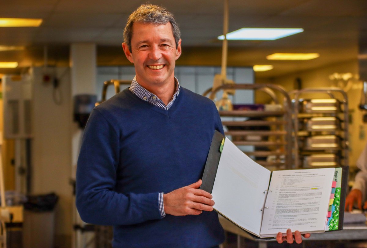 ForerunnerMeals's tweet image. We are helping to serve up an easy solution to the school meal tender process. We have produced a free ‘tender toolkit’ to relieve the pressure on Dorset’s headteachers and school business managers. Find our more here: hotmealsonwheels.com #dorset #schoolsmeals #edutwitter