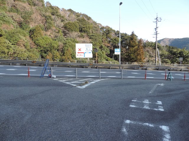 滝原 渡 Takihara Wataru On Twitter 鈴鹿峠に設置されている三重県