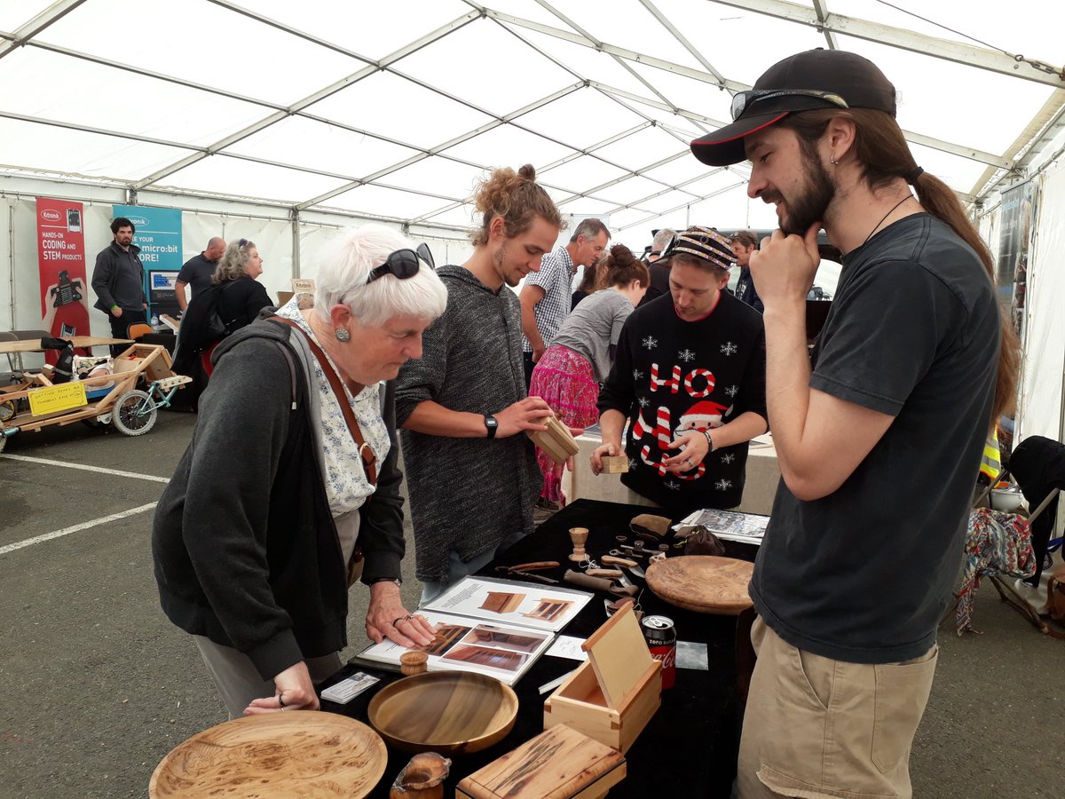 Sassy Isle of Wight tweet media