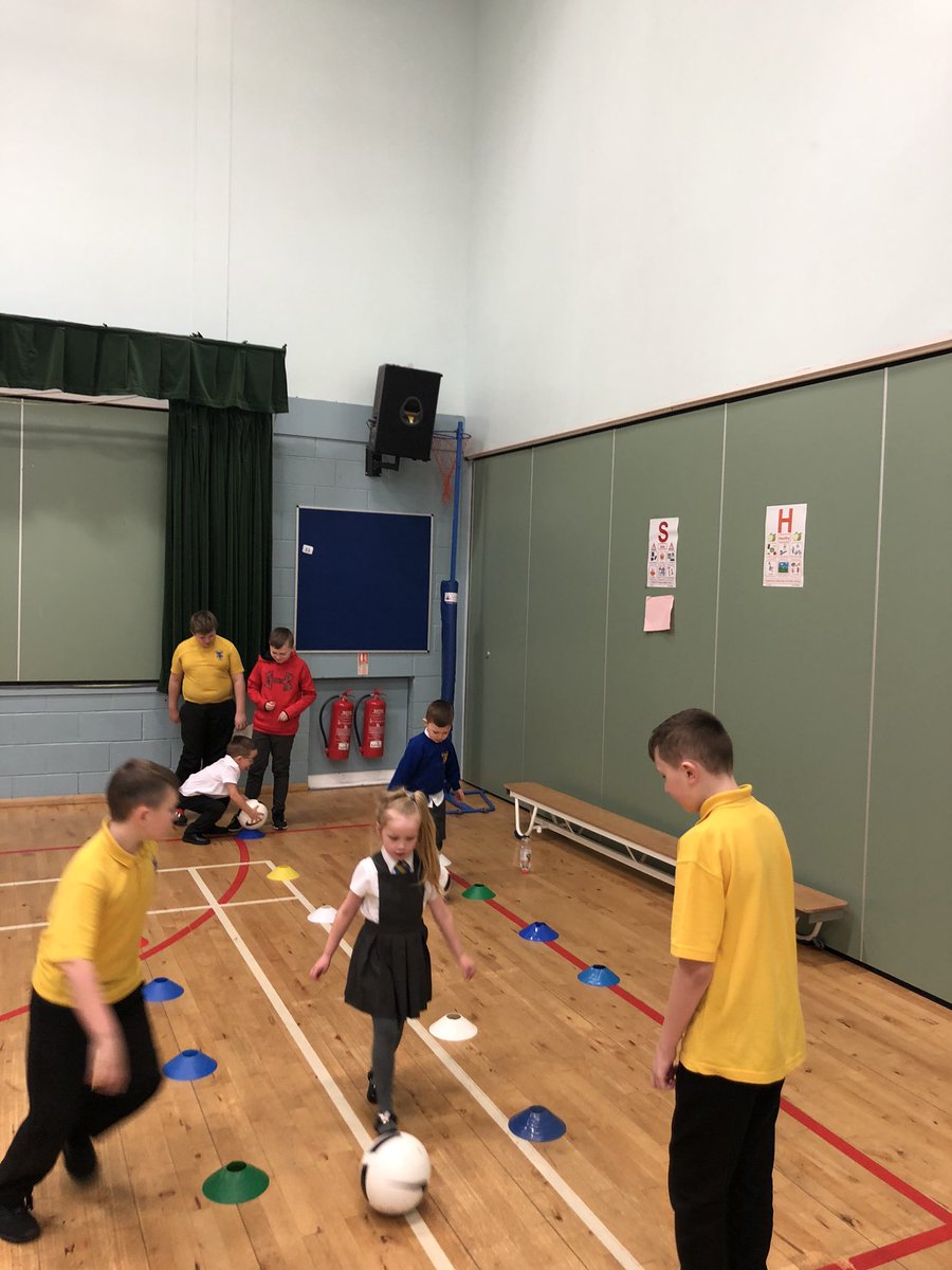 StTimothysPS's tweet photo. It’s week 2 of the Room 2 Lunch Club with the P6 Sports Leaders 🏃🏿‍♀️ ⚽️ 🏑

#active2020 https://t.co/JGybcZ7X3F