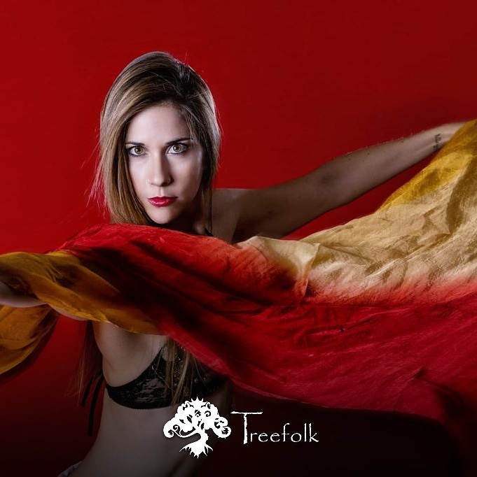 _Treefolk_'s tweet photo. 😊 ¡Seguimos con más novedades! 

✅ Música y danza van de la mano, por eso, añadimos la posibilidad de incorporar una o varias bailarinas que danzarán al ritmo de nuestra música.

➕ info en nuestra web:

https://t.co/qfedoUdX1h

#treefolk #differentfolk #música #mercado https://t.co/InAwT0eUxf