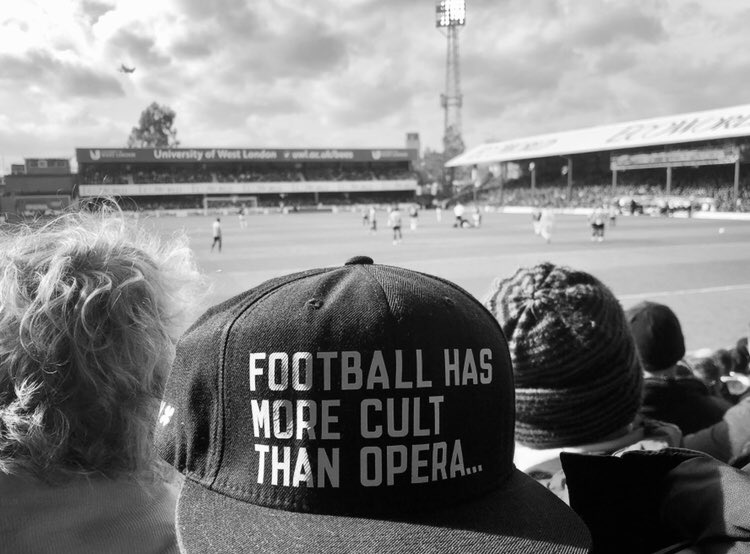 TimKlijnman's tweet photo. Heerlijk weekend Londen:
Brentford ✔️
AFC Wimbledon ✔️
Spurs Stadium ✔️
Arsenal ✔️

Football has more cult than opera!

#groundhopping #championship #premierleague #leagueone #vincken #pints #hamburgers https://t.co/ndnz47PTA1