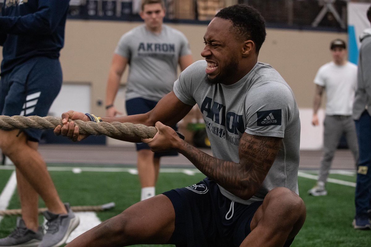 ZipsFB's tweet photo. Easy like Monday morning🎵🎶
#OurWay https://t.co/PChGPGGgww