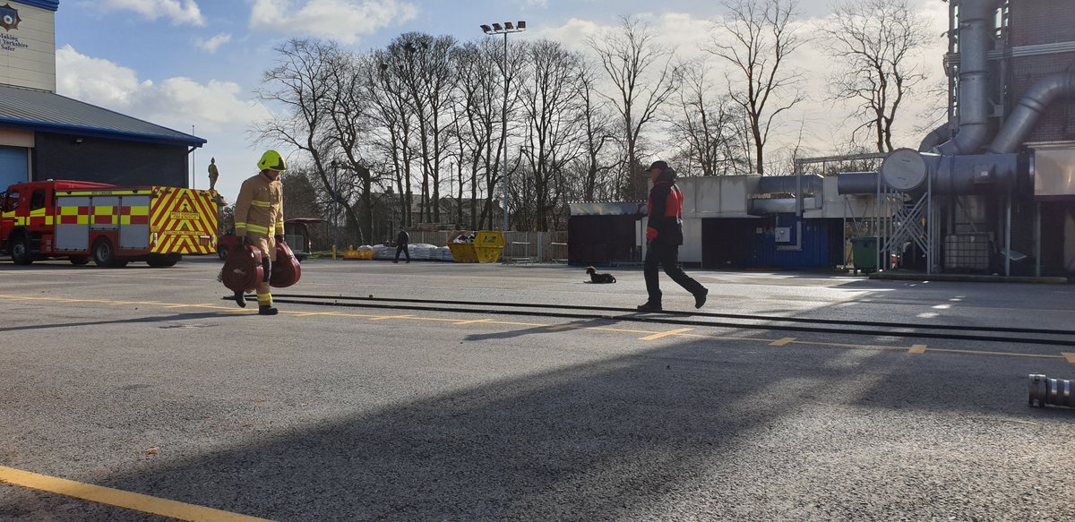 WYFRS's tweet photo. 🥳 Huge congratulations to the 4️⃣ on-call Firefighter applicants who all passed their physical testing day at our HQ on Saturday!🎉

...the candidates were also under the watchful eye of our USAR dog Jessie!🐕🐾

👉Got what it takes?
 https://t.co/oQafv8doh7

#MondayMotivation https://t.co/i8KfxMjeDy