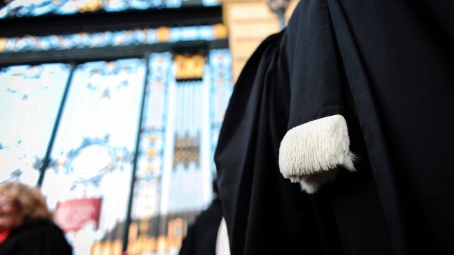 #Justice #Nevers Le procès d'un Neversois pour assassinat renvoyé en raison de la #Greve des #avocats : lejdc.fr/nevers-58000/a…