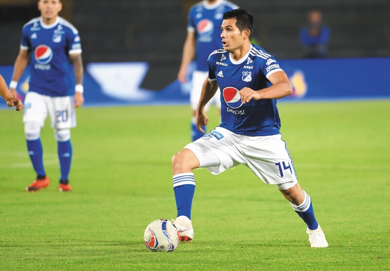 DistritoEmbaja1's tweet photo. 15 días de Incapacidad para David M. Silva. https://t.co/r3d1K6E2y8