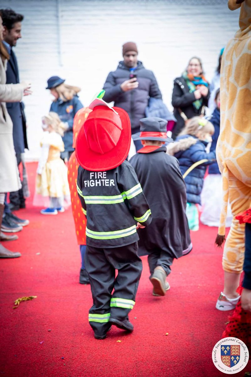 bicschoolbe's tweet photo. Amazing friday afternoon!
#carnival #bicschoolbe #chausseedewavre #disguise #feast #school #goodtimes https://t.co/u7moLHV2oK