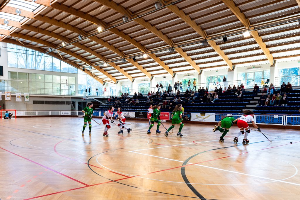 OficialFPP's tweet photo. #HóqueiEmPatins
🏆 𝗜𝗻𝘁𝗲𝗿-𝗥𝗲𝗴𝗶𝗼̃𝗲𝘀 𝗙𝗲𝗺𝗶𝗻𝗶𝗻𝗼 𝟮𝟬𝟮𝟬
⚡️Atualização de Horários ⚡️
Última Jornada | 24 fevereiro
🏑 𝟭𝟰:𝟰𝟱𝗵 • AP Coimbra x AP Alentejo
🏑 𝟭𝟲:𝟬𝟬𝗵 • AP São Miguel x AP Aveiro
🏑 𝟭𝟳:𝟭𝟱𝗵 • AP Lisboa x AP Porto
#FPP #IRFem https://t.co/F22rQhnmsF