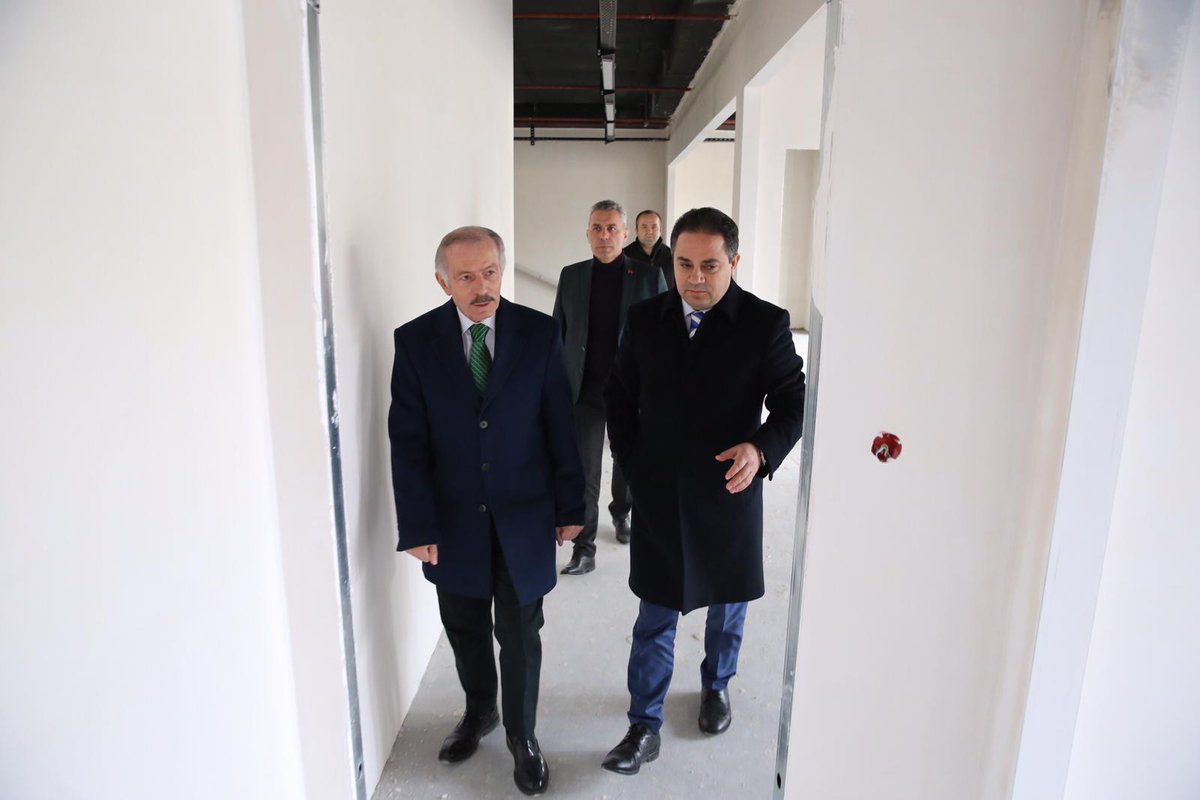 Kaymakamımız Sayın Dr. Soner ŞENEL, Bayrampaşa Belediye Başkanımız Sayın Atilla AYDINER ile birlikte Yeni Kaymakamlık binasının tadilat çalışmalarını yerinde incelediler.<a href="/drsonersenel/">Soner Şenel</a>