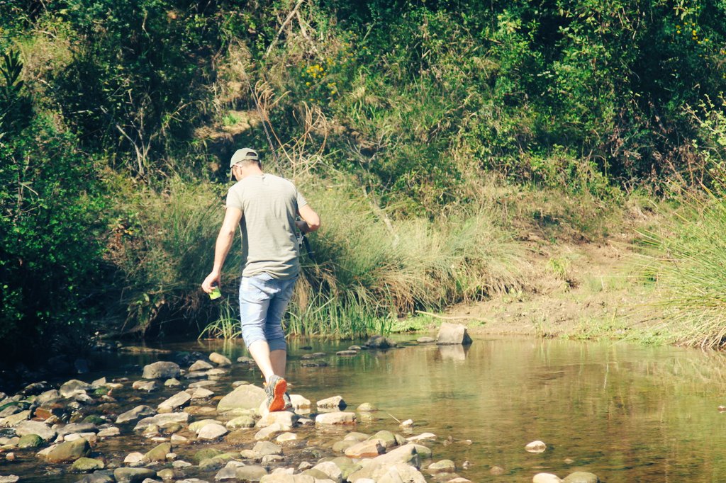 SurfcastingToni's tweet photo. Hola papá, desde el cielo se que me acompañas en cada salida pesca, solo pienso visitar aquellos lugares que tanto te gustaban, nunca te olvidaré pero eso si, ya no se yo a quien darle el pescaito que te gustaba tanto, ya no es lo mismo pero asi es la vida, te quiero 🍷🦐❤️ https://t.co/Is7Ofrxt20