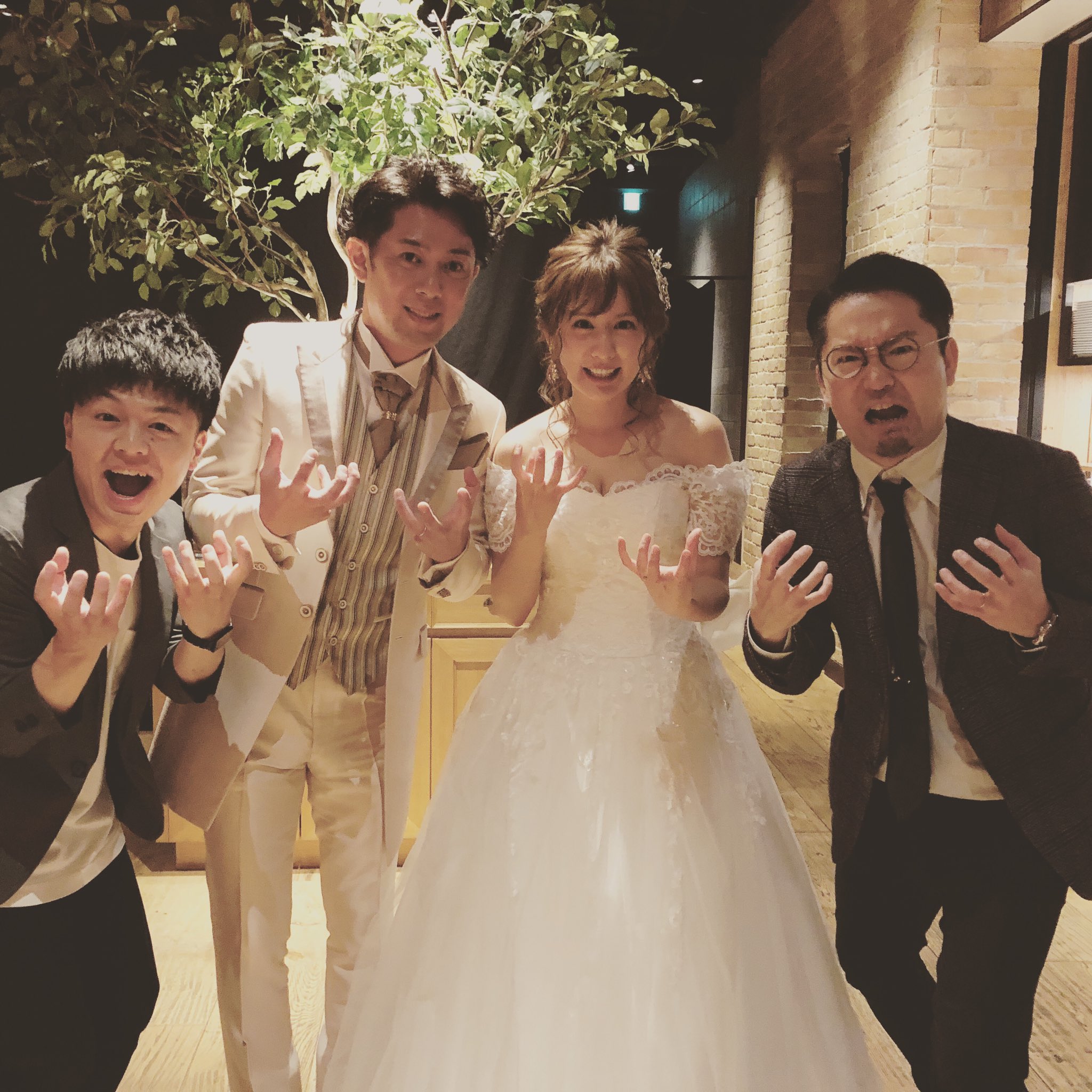 青井貴治【ヴェートーベン】@最高で最幸のイベント開催に向けオンラインサロン1000人の仲間を集める！ on X: 今日はかずまさん、カブトムシゆかりさんの結婚パーティー司会🎤お2人の大切な会に司会のお声がけ嬉しかった😊  お2人の人柄を表すようにみんなが笑顔で楽しく ...