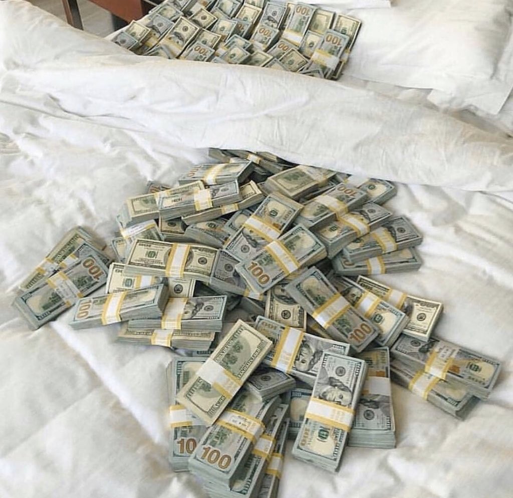 Today is another offer for all my baby just retweet and follow you are getting paid in your cash app or PayPal and Venmo