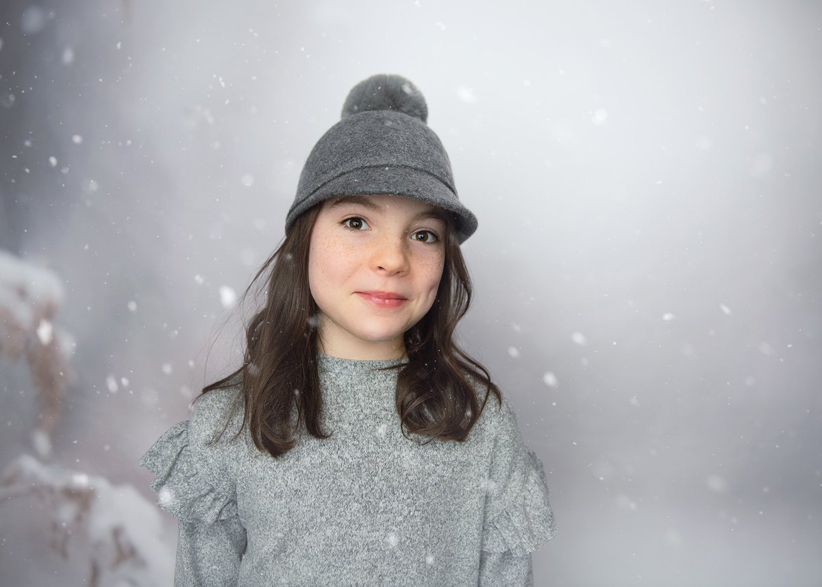 EdytaGrazman's tweet photo. Snow sessions without the cold? Yep, that is exactly right. I have perfect Winter Mini Sessions for you. Call or email for details edyta@edytagrazman.com #chicagofamilyphotographers #chicagochildrensphotographers https://t.co/2D2AKpzPwd