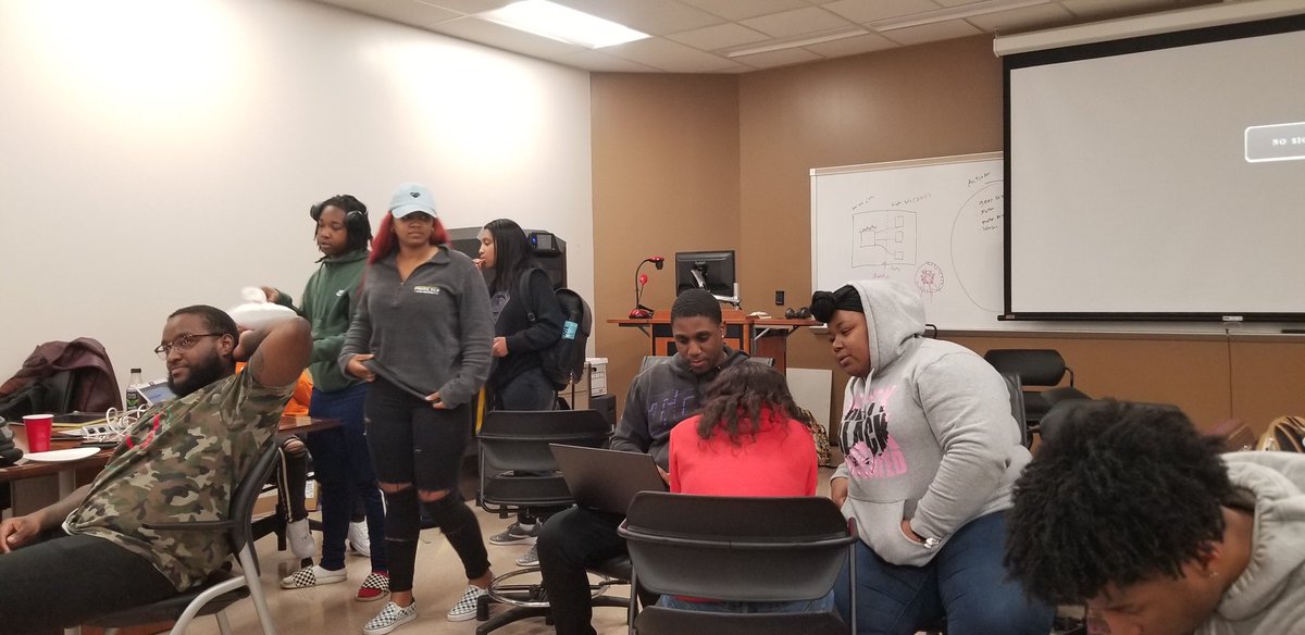 WE WANT TO THANK ALL OF YOU 😎FOR COMING OUT 🦿TO THE VIRTUAL 📲 WORLD WE CREATED🌐‼️ HOPE YOU HAD AS MUCH FUN AS WE DID 💪