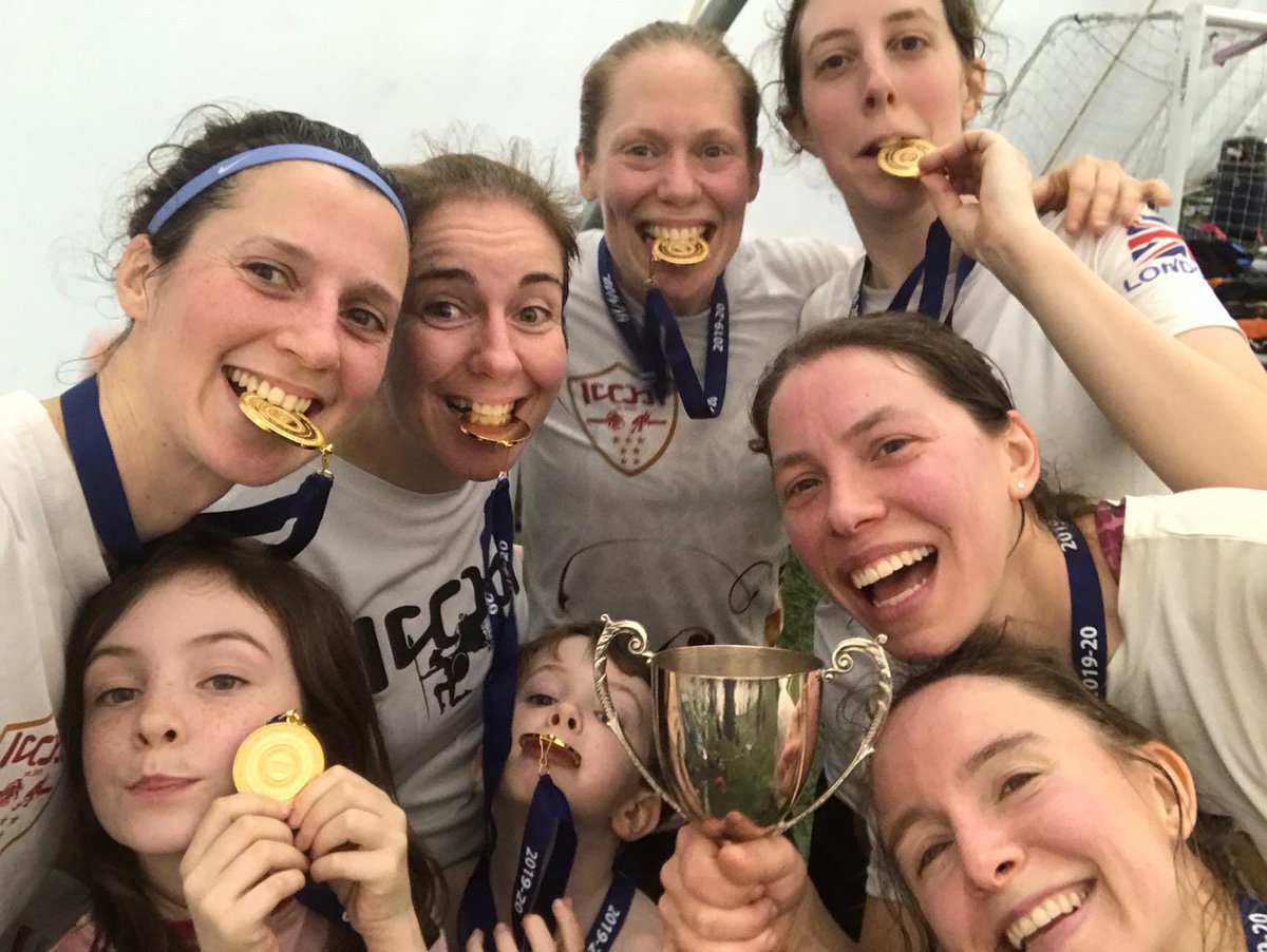 Amazing weekend with the <a href="/IceniUltimate/">Iceni Ultimate</a> alumni #Icenior winning UKU Indoor Women’s Nationals! Such a privilege to play with all you legends again! And thank you #ExcelleUltimate for an incredible final. #UKUIndoors2020