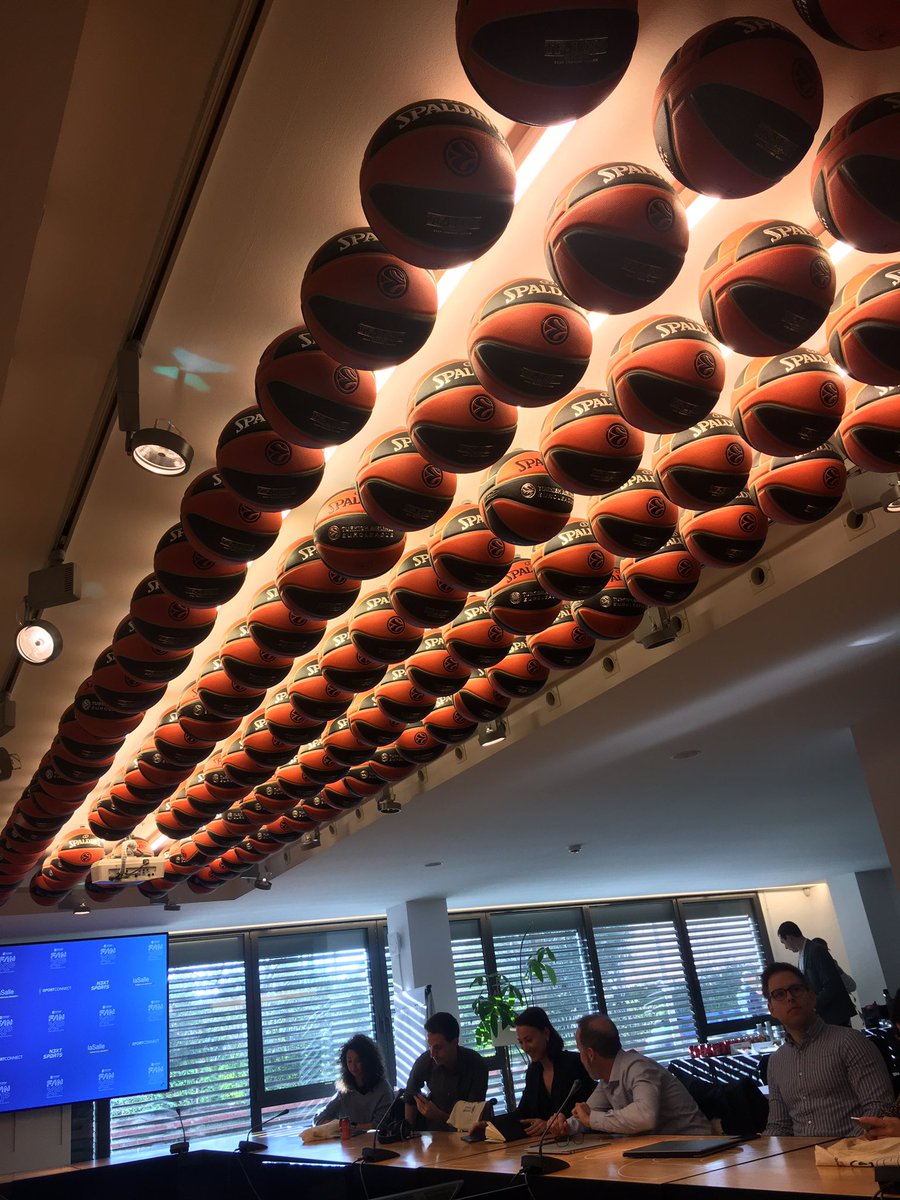 WatafanDapp's tweet photo. @edisn_ai
@stadiugraph
StriveCloud
@Pressenger4B
@SEATSERVE
@piinglive
@YBVR360
@VogoSport
@playvici

What a pleasure to be among these amazing projects! Thanks for the opportunity @EuroLeague @n3xtsports @LaSalleBCN to join this final 🙏 https://t.co/EuDkrOImQE