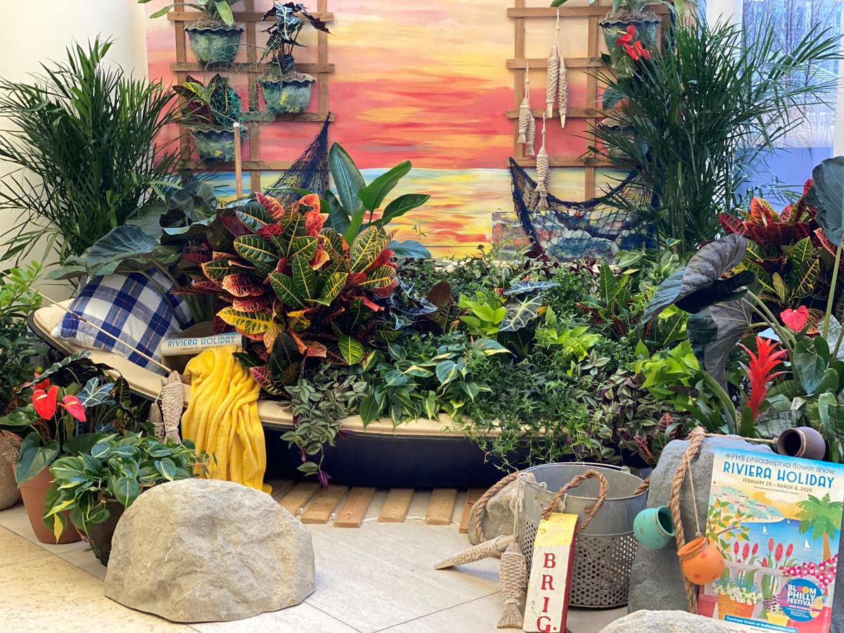 BrandywineRlty's tweet photo. #BloomPhilly is back! Stop by the lobbies of Cira Centre, Commerce Square, and all three Logan Square buildings to check out our “Riviera Holiday” themed displays. Vote for your favorites here: https://t.co/TGmR8nWHQy https://t.co/cEDLMbFqMf