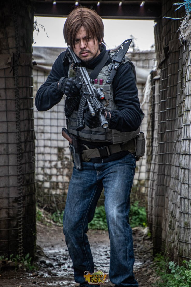 Rio オキサバ やっとtwitter触れる バイオサバゲー楽しかったー ダムネーション レオンで参加 ぐるぐるすっくんhttps T Co R05m6cwrggに 撮ってもらた バイオサバゲー バイオサバ バイオハザード コスプレ Cosplay レオン ダムネーション